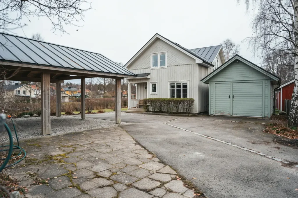 carport eller garage s v ljer du r tt l sning f r tomt budget och framtida behov